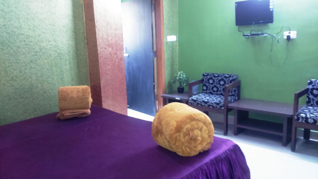 Hotel Parashuram Guwahati Bagian luar foto
