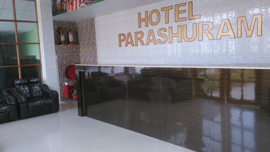 Hotel Parashuram Guwahati Bagian luar foto