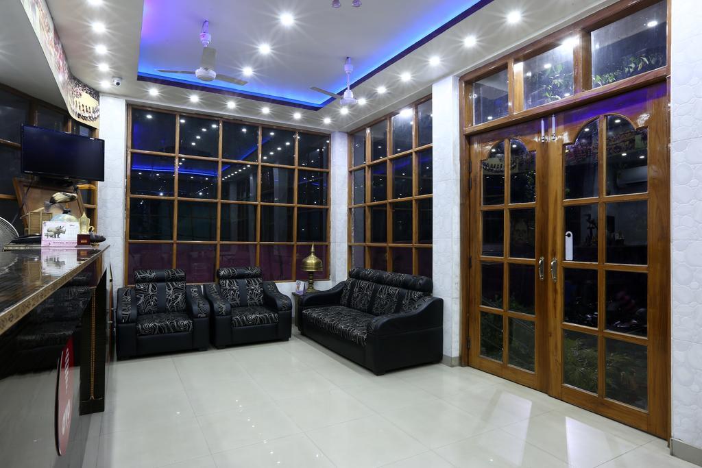 Hotel Parashuram Guwahati Bagian luar foto