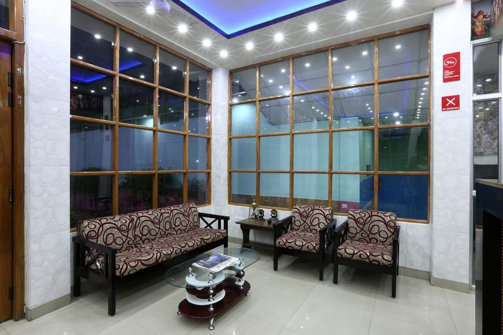 Hotel Parashuram Guwahati Bagian luar foto