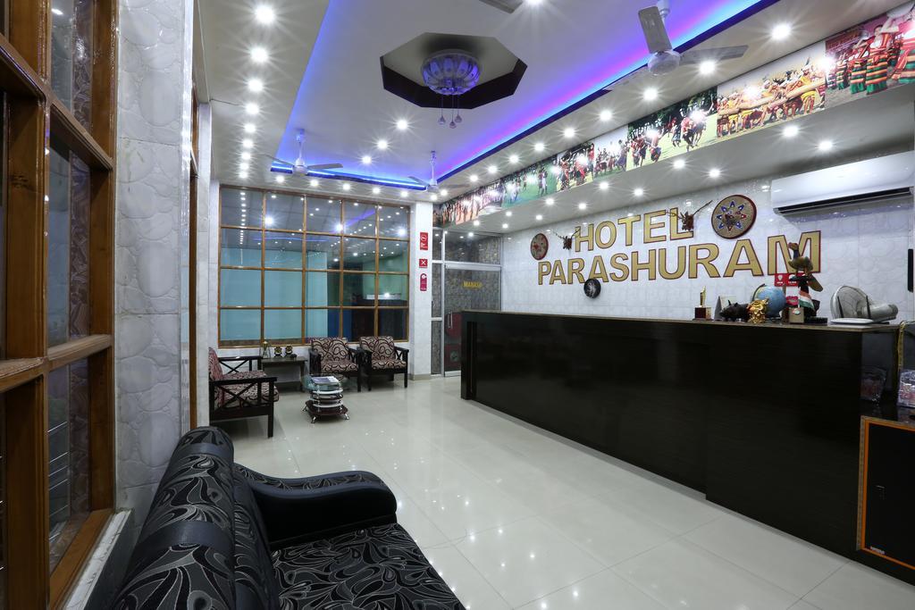 Hotel Parashuram Guwahati Bagian luar foto