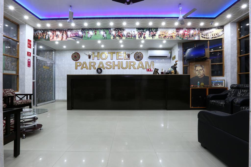 Hotel Parashuram Guwahati Bagian luar foto