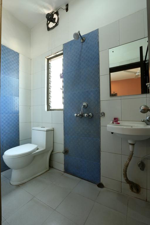 Hotel Parashuram Guwahati Bagian luar foto